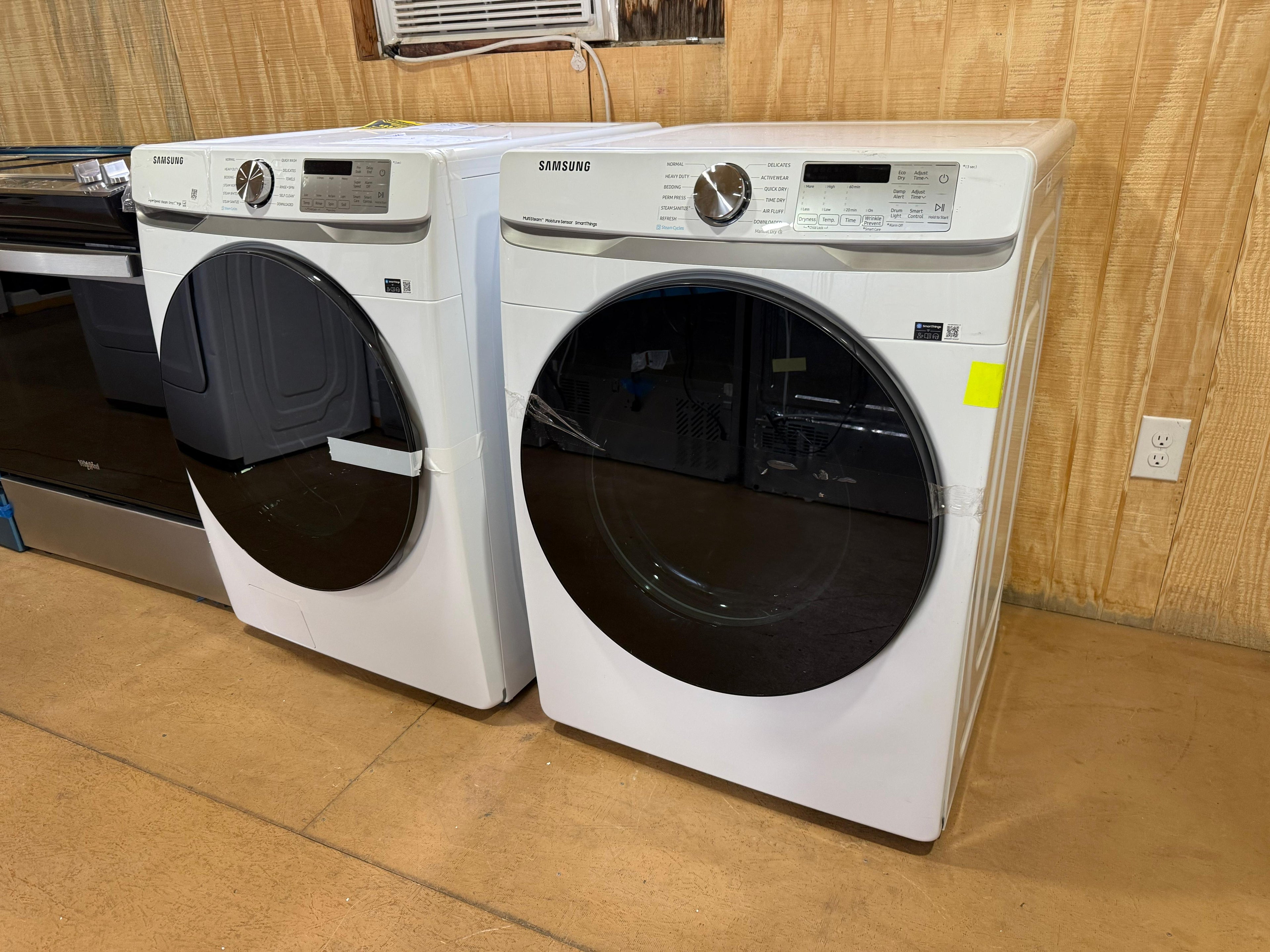 Samsung Front Load Washer & Dryer Set with Steam – White
