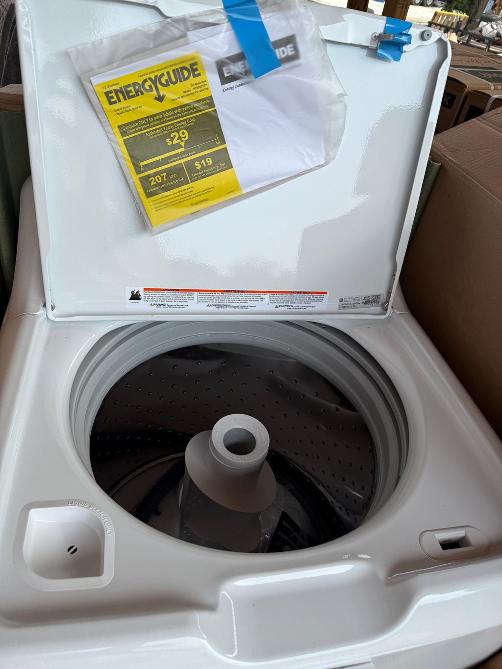 Hotpoint Top Load Washing Machine – White