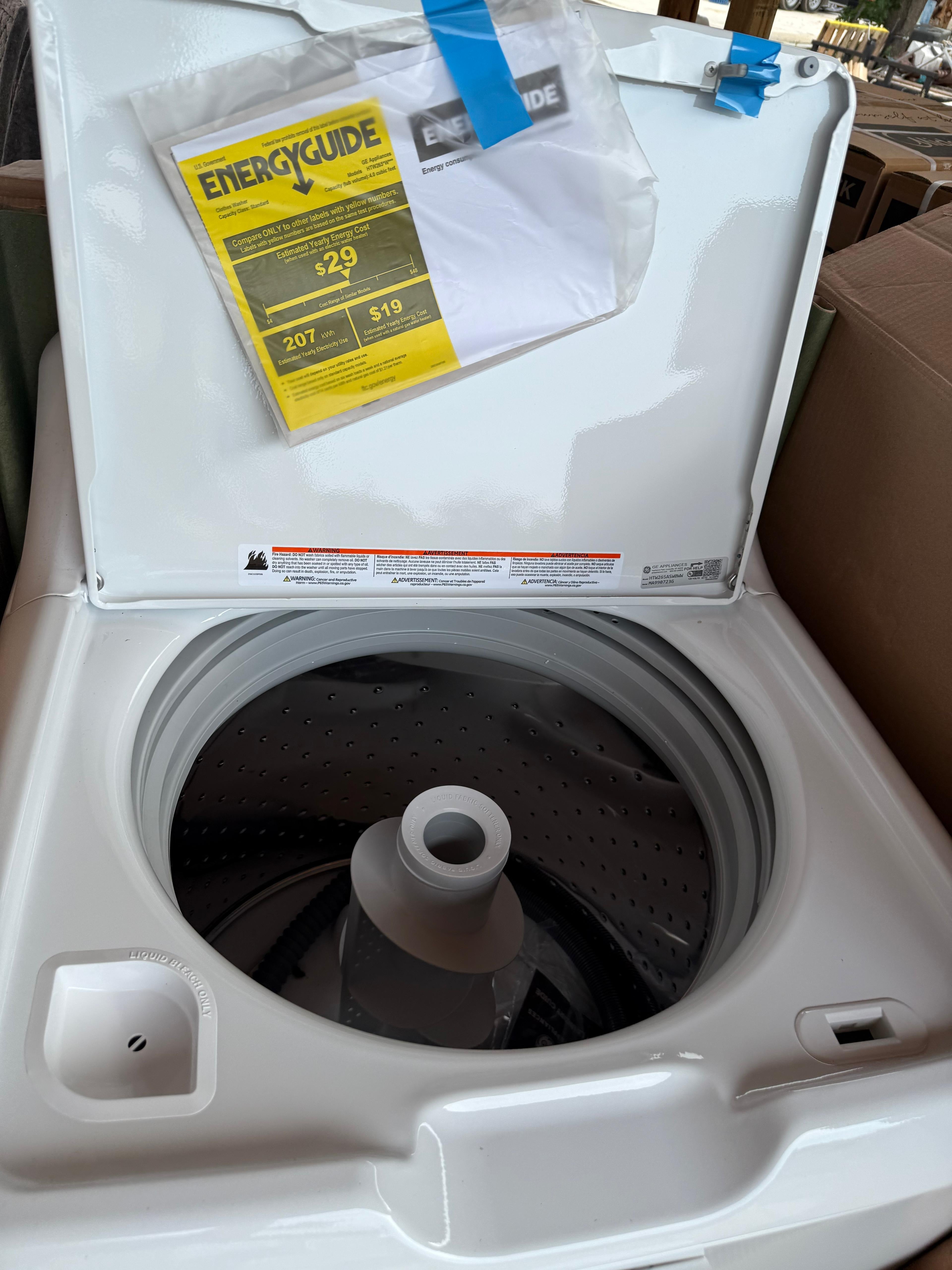 Hotpoint Top Load Washing Machine – White